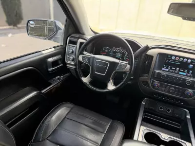 GMC Sierra Pick-Up 4x4 2017