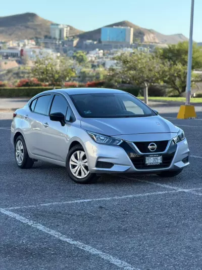 Nissan Versa 2022