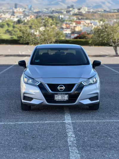 Nissan Versa 2022