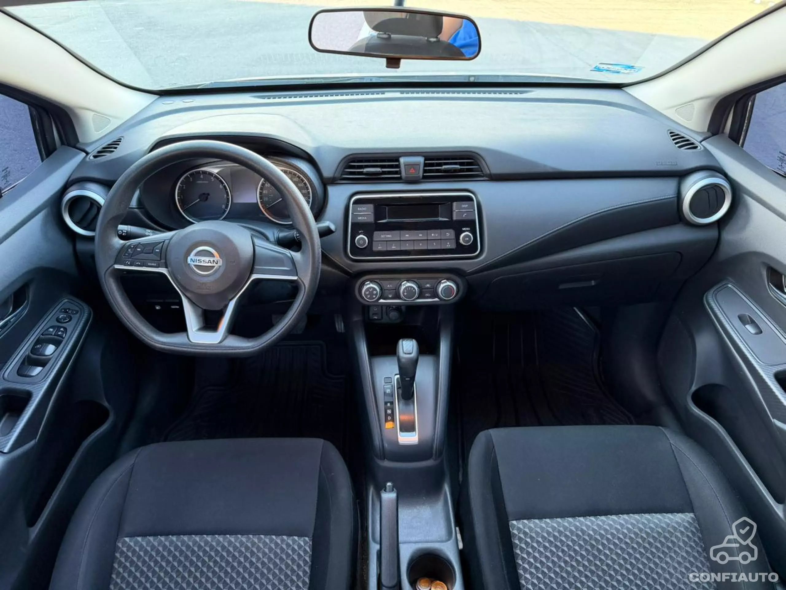 Nissan Versa