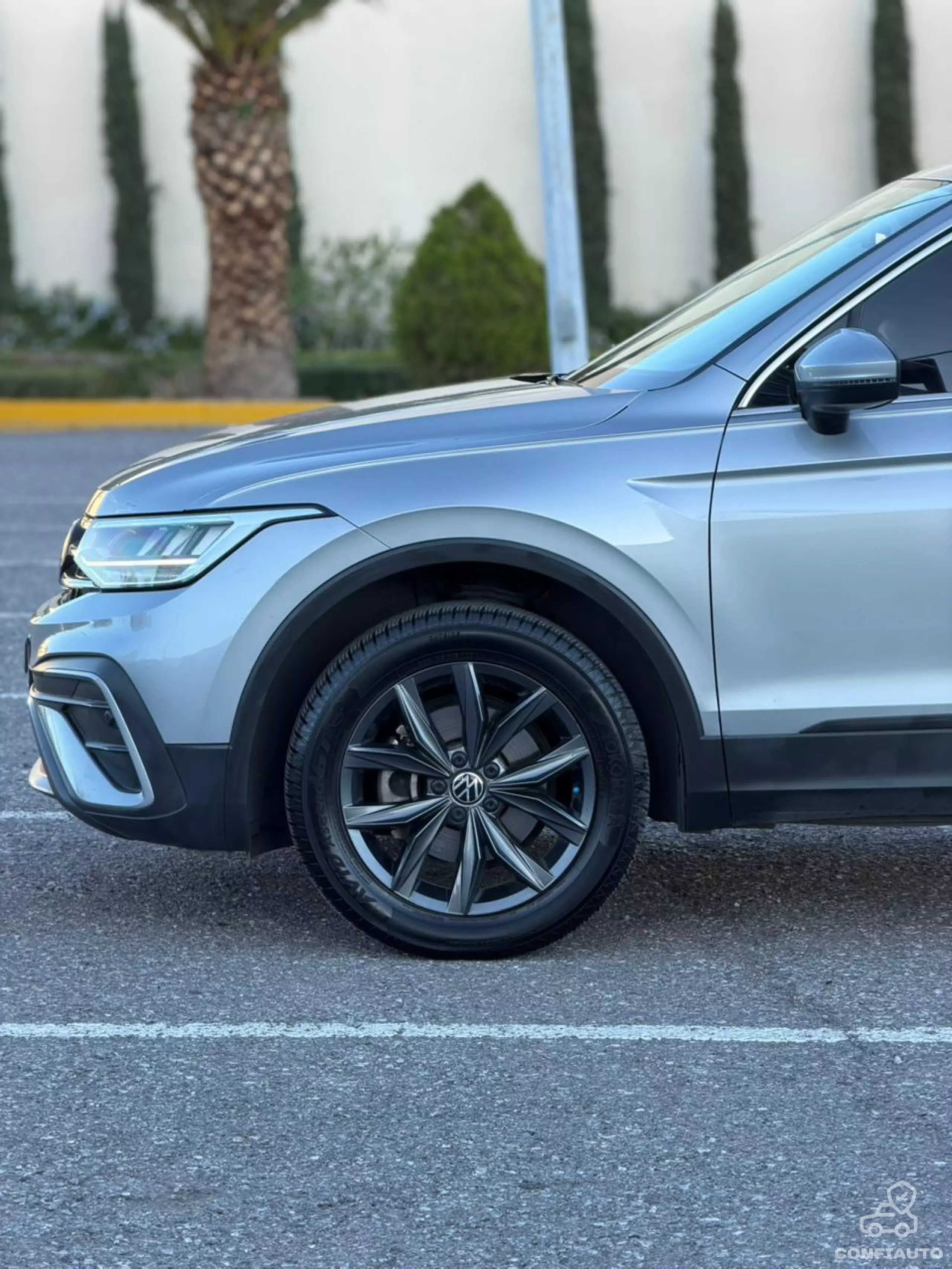 Volkswagen Tiguan VUD