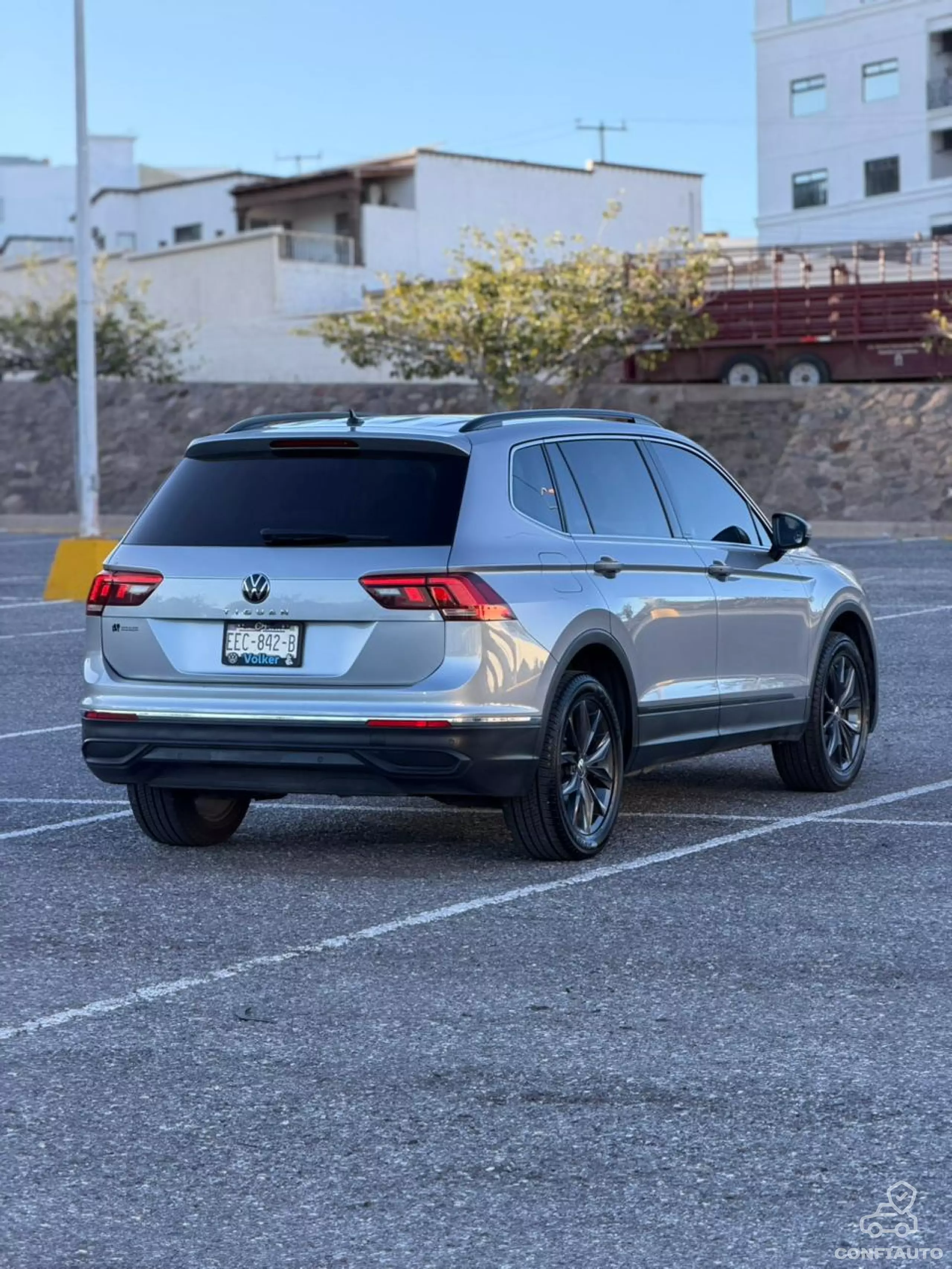 Volkswagen Tiguan VUD