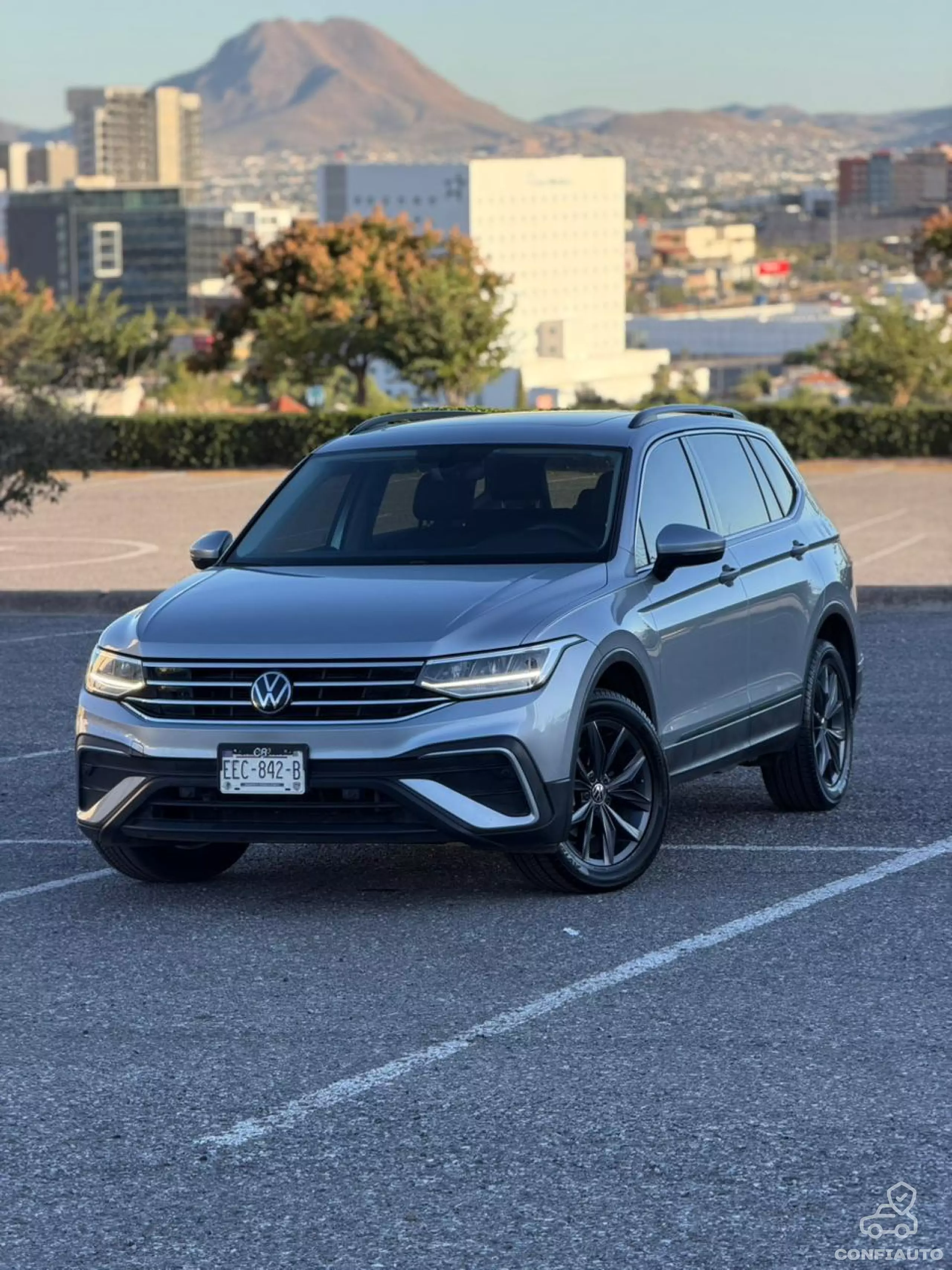 Volkswagen Tiguan VUD