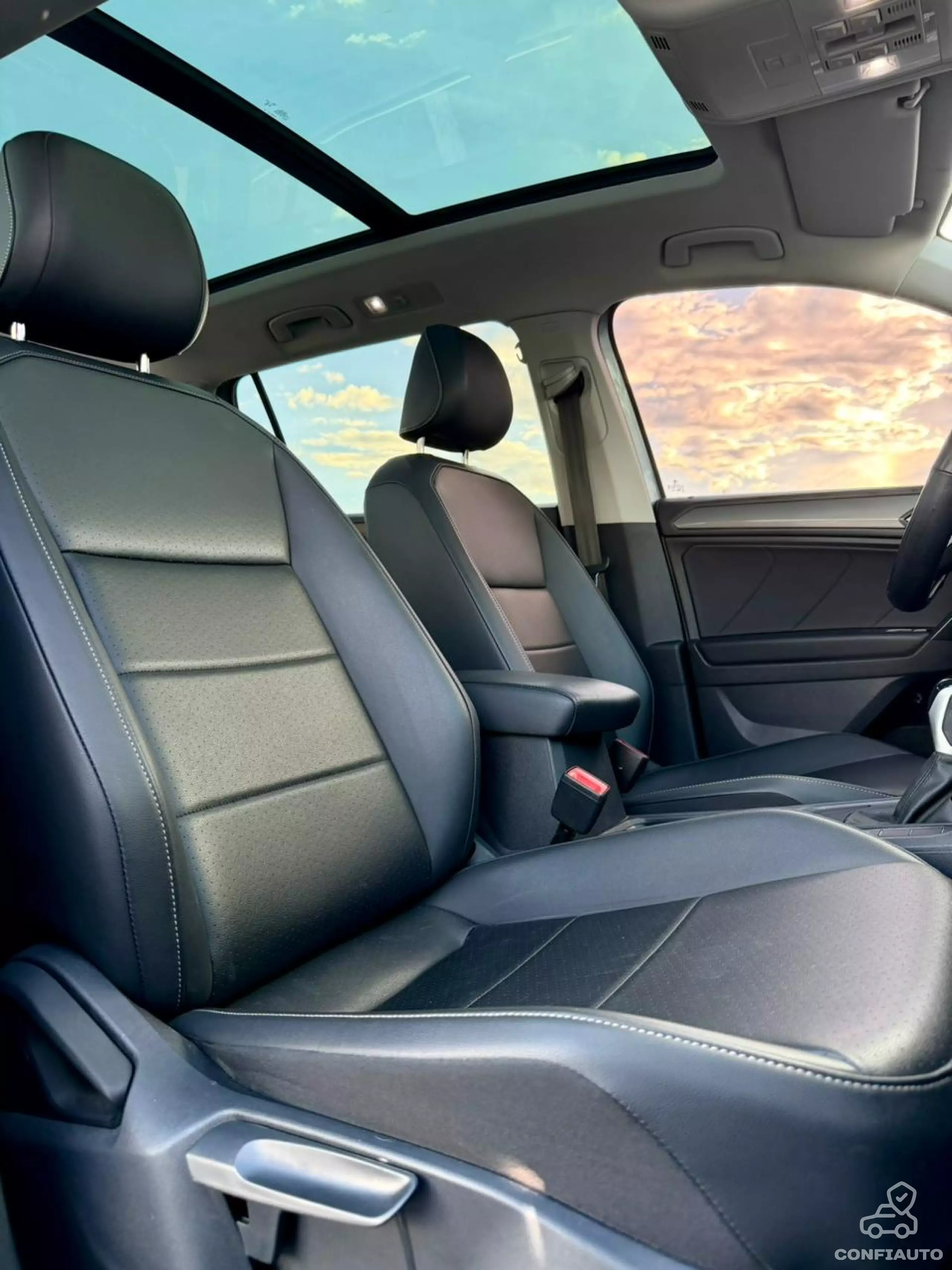 Volkswagen Tiguan VUD