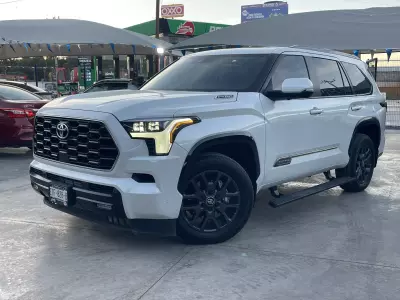 Toyota Sequoia VUD 2025