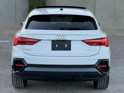 Audi Q3 VUD 2022