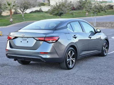 Nissan Sentra 2023