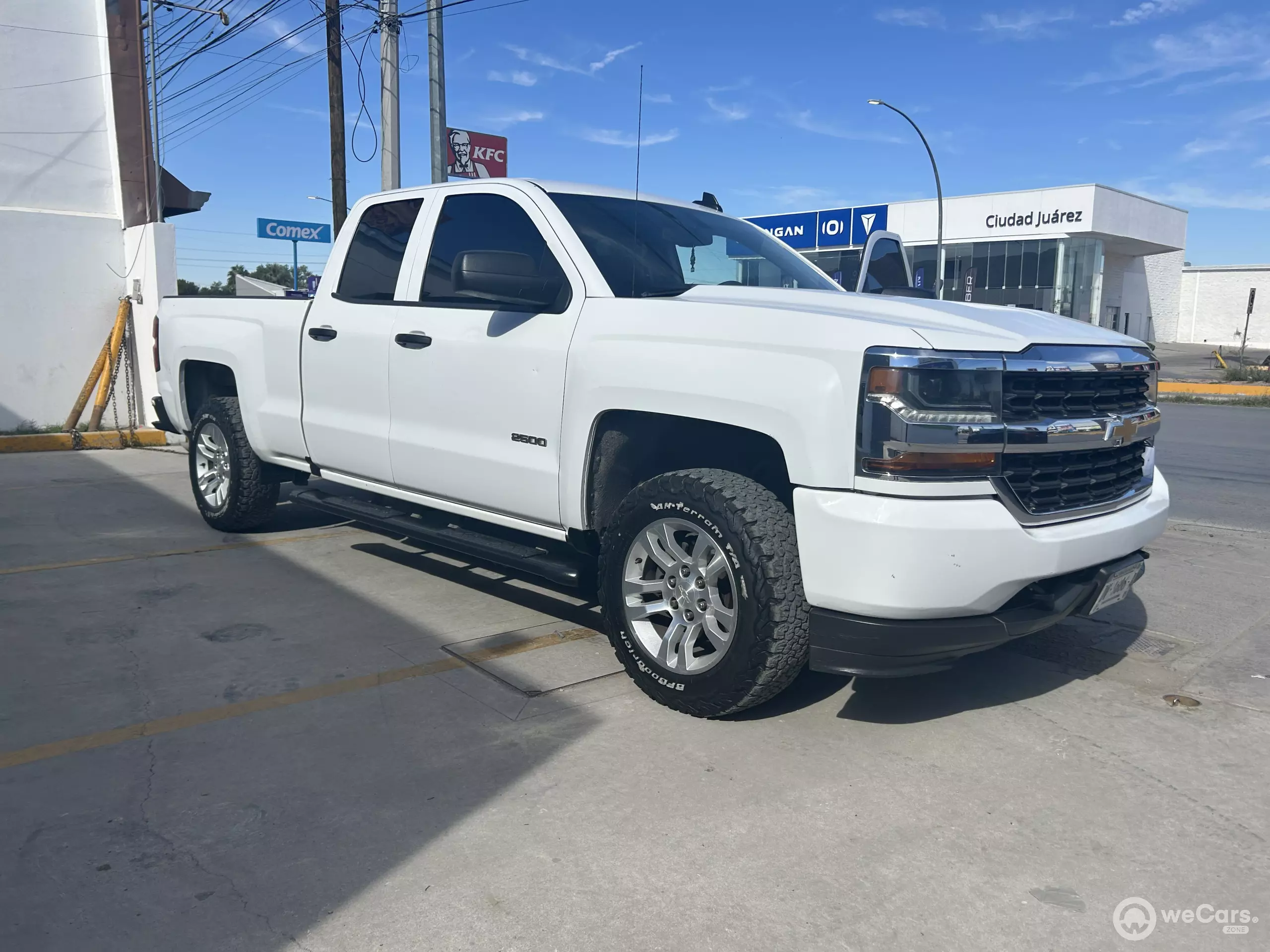 Chevrolet Silverado 2500 y Cheyenne Pick-Up