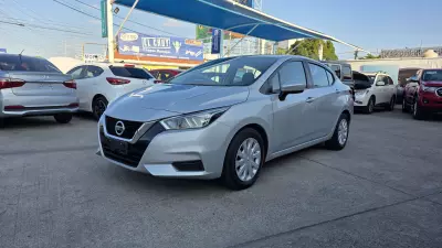 Nissan Versa 2021