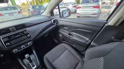 Nissan Versa 2021