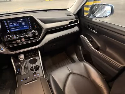 Toyota Highlander VUD 2021