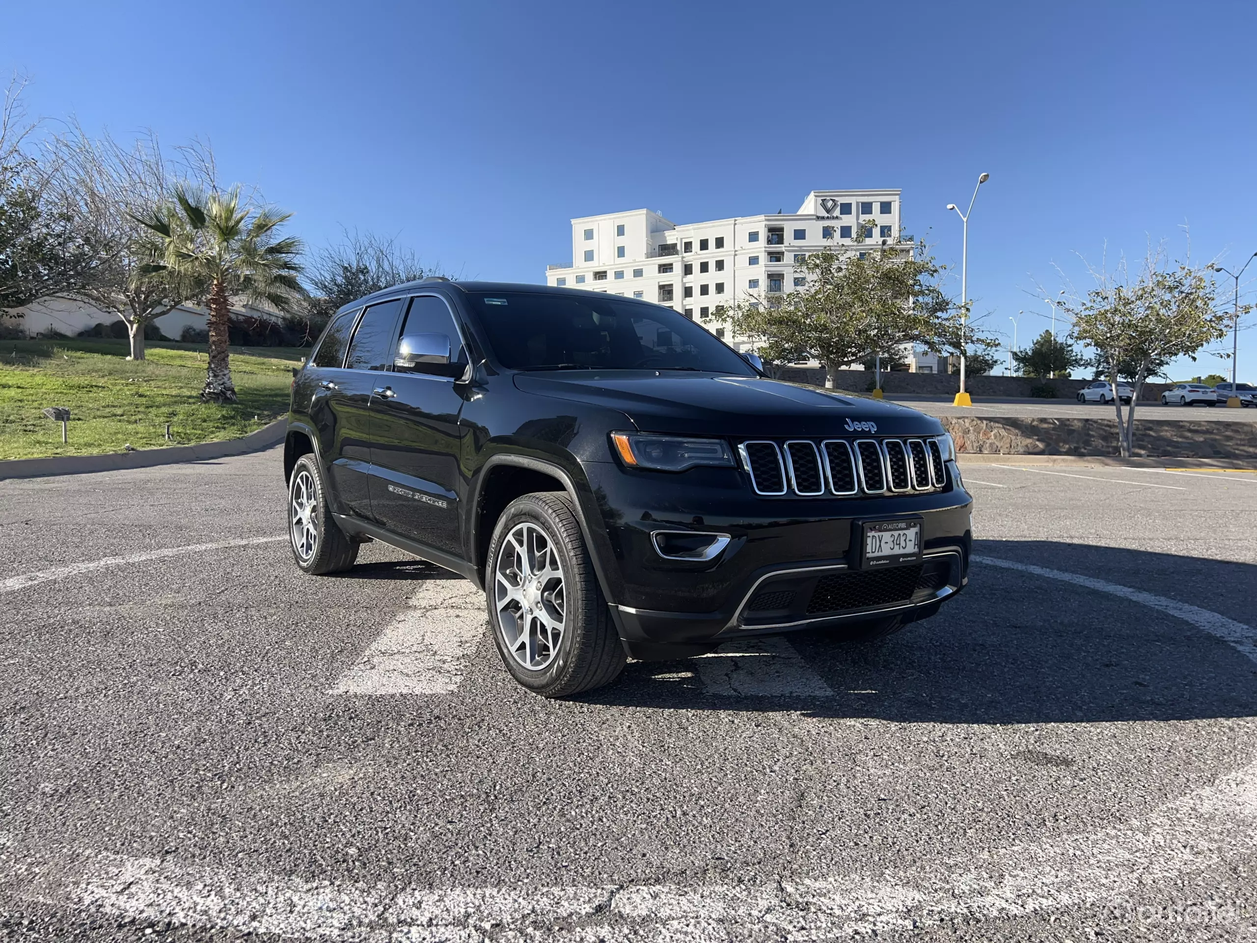 Jeep Grand Cherokee VUD 2022
