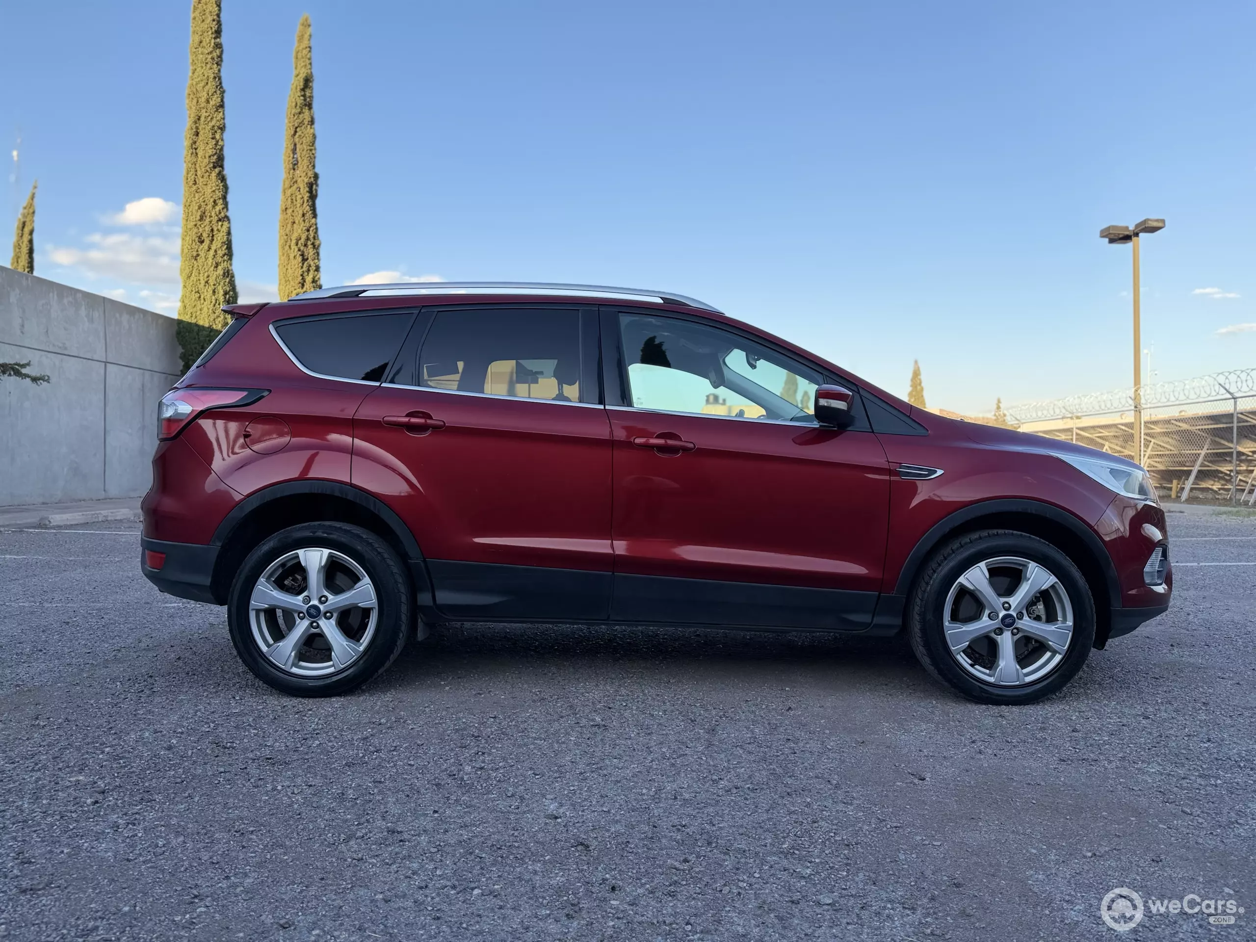 Ford Escape VUD
