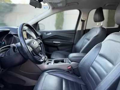 Ford Escape VUD 2017