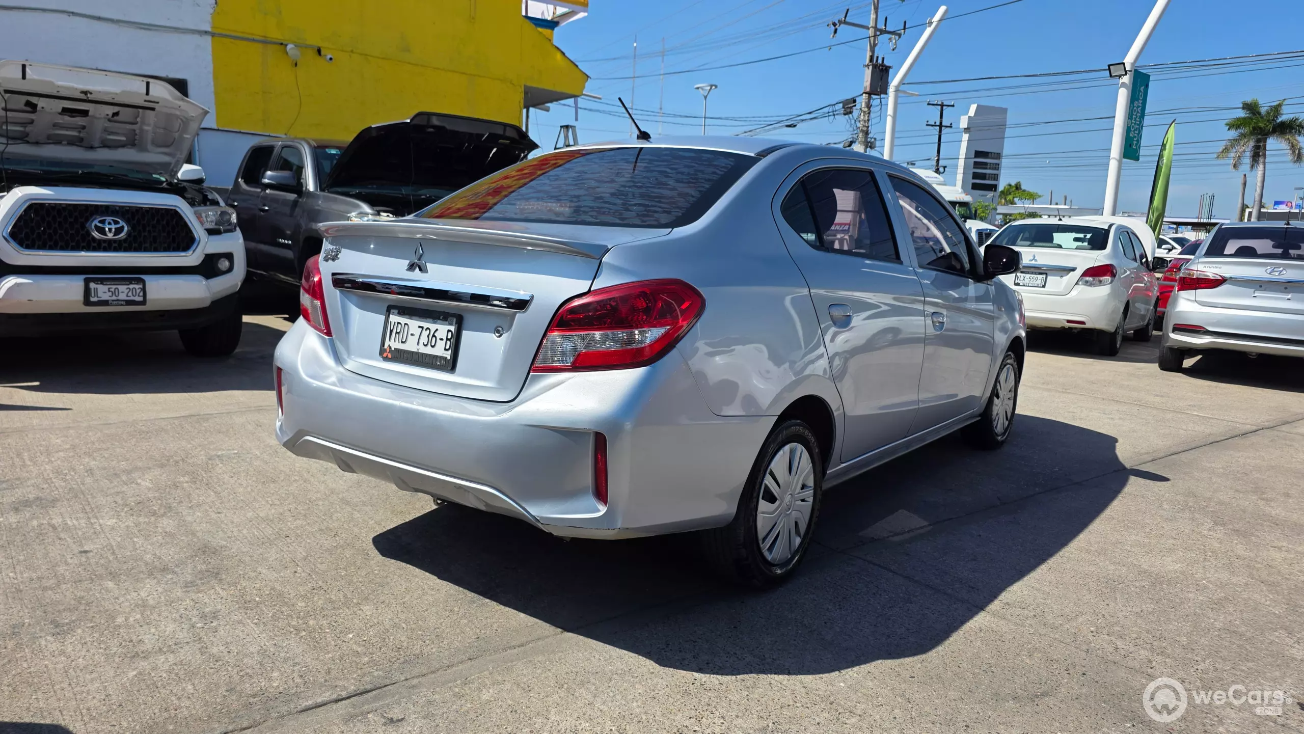 Mitsubishi Mirage