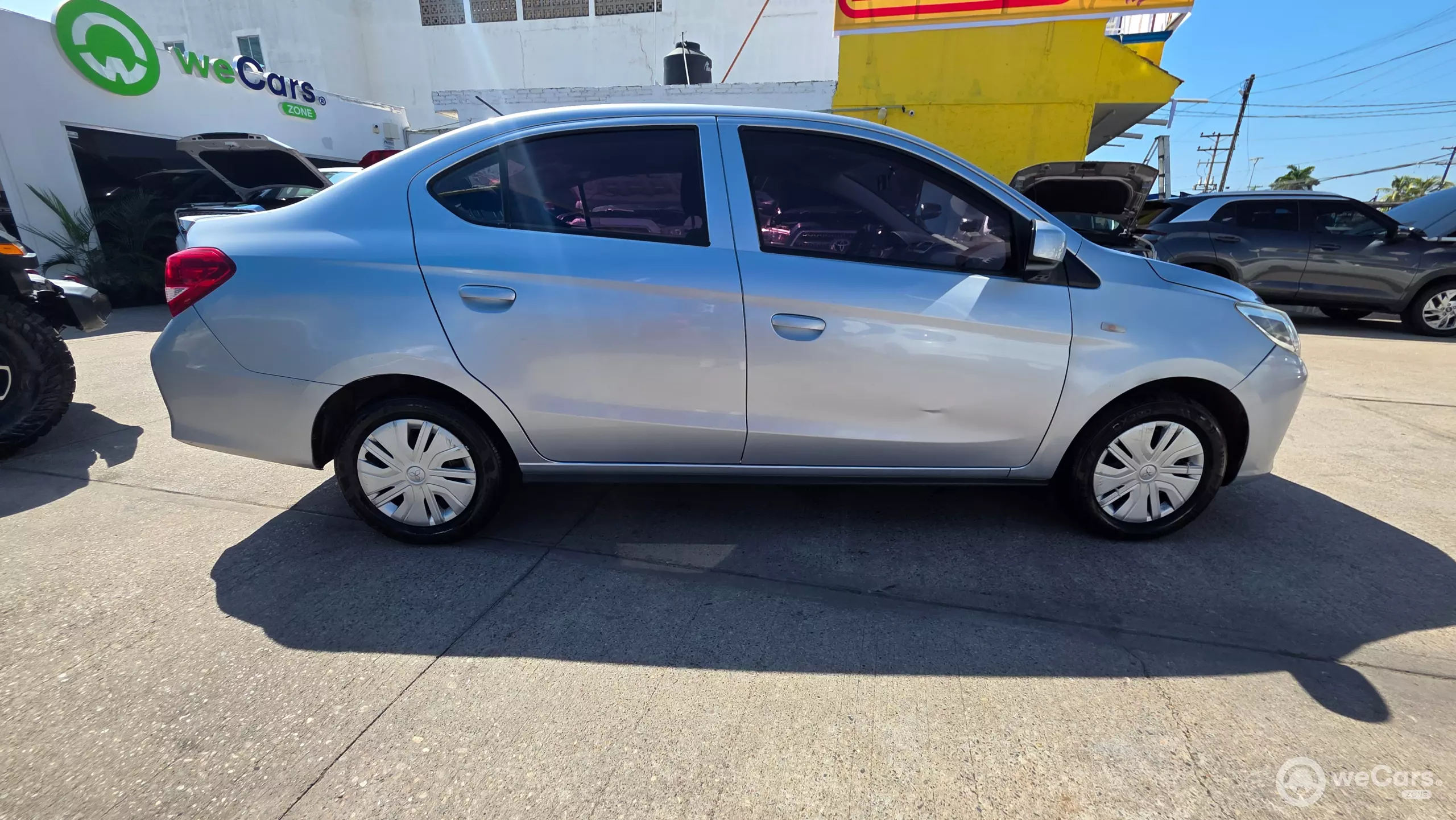 Mitsubishi Mirage