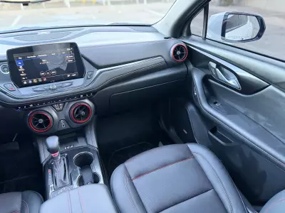 Chevrolet Blazer VUD 2024