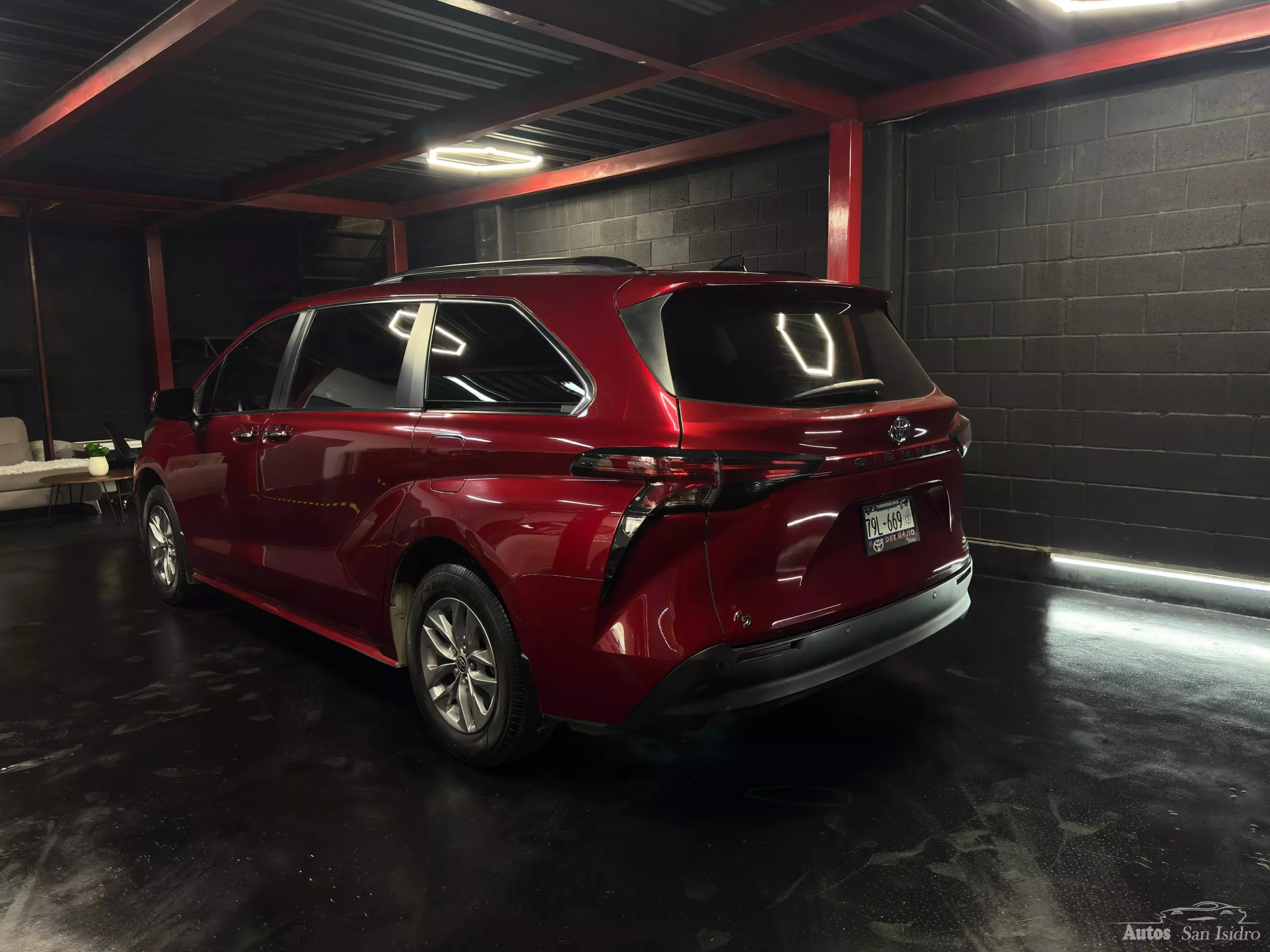 Toyota Sienna Minivan