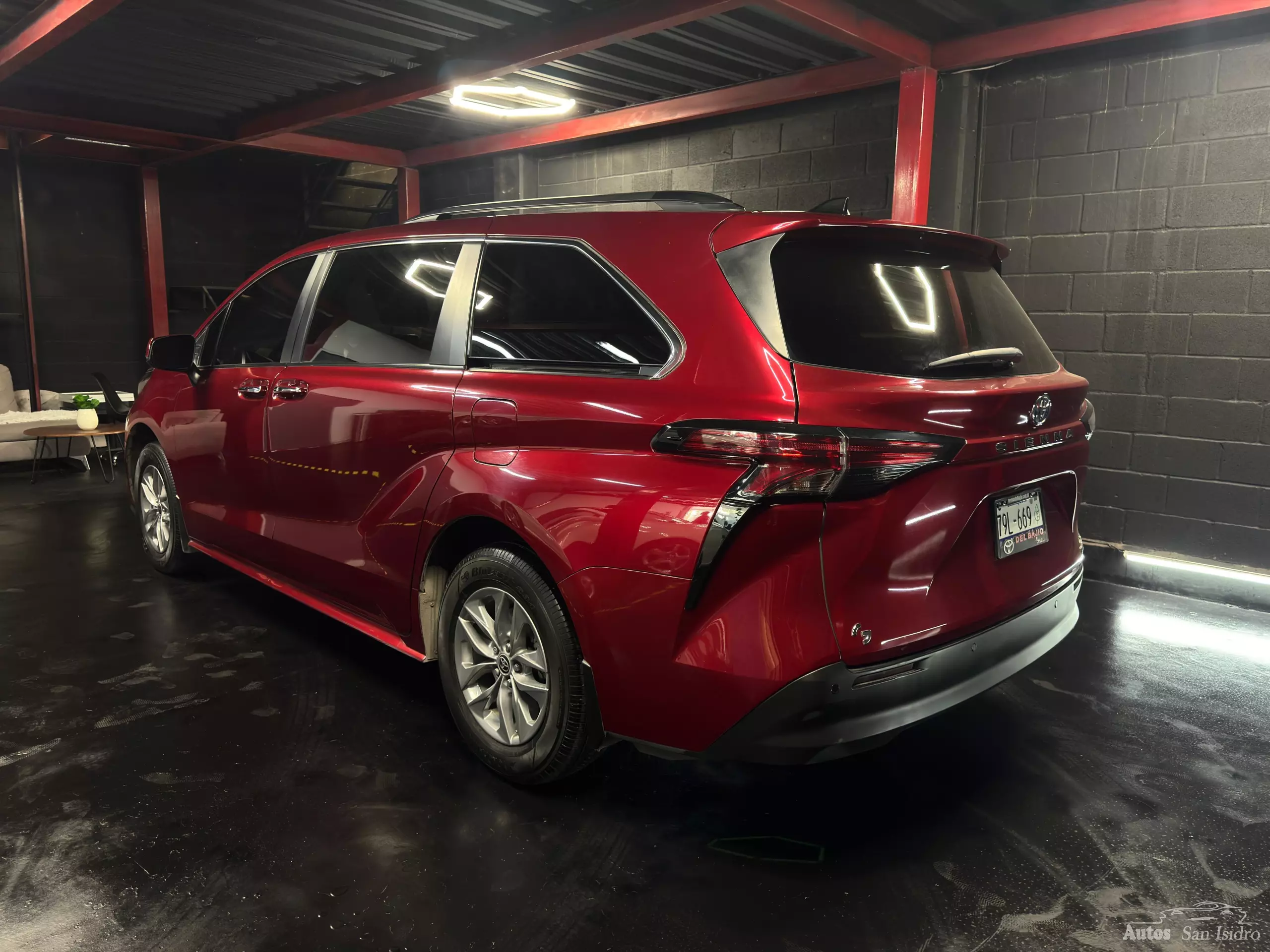 Toyota Sienna Minivan