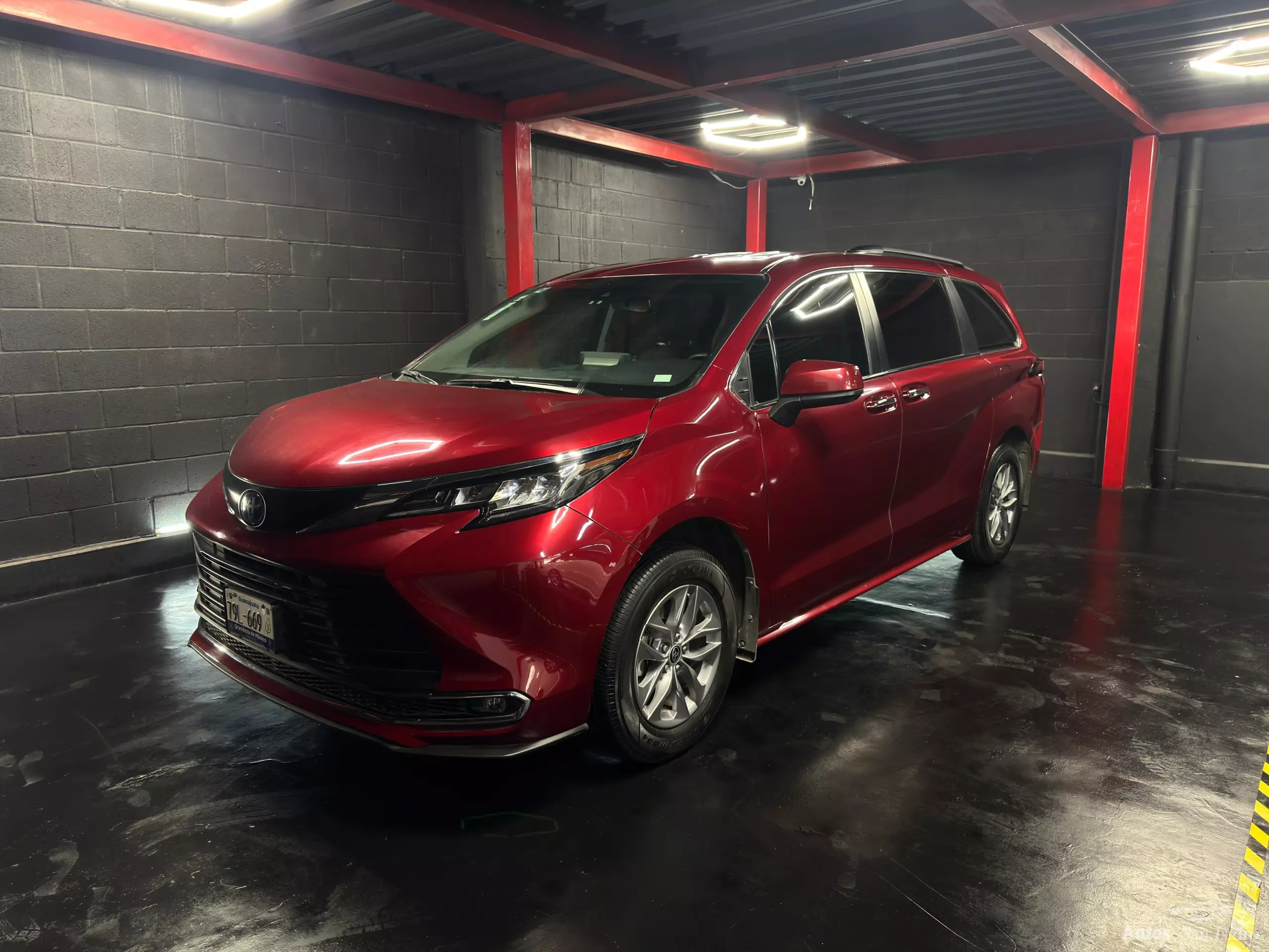 Toyota Sienna Minivan