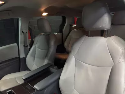Toyota Sienna Minivan 2022