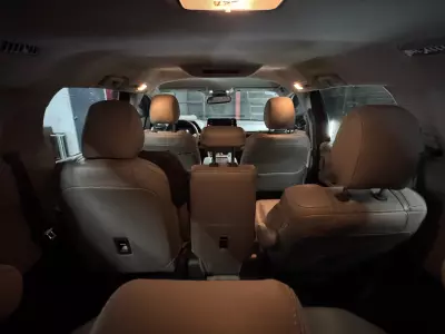 Toyota Sienna Minivan 2022
