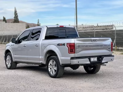 Ford Lobo Pick-Up 2017