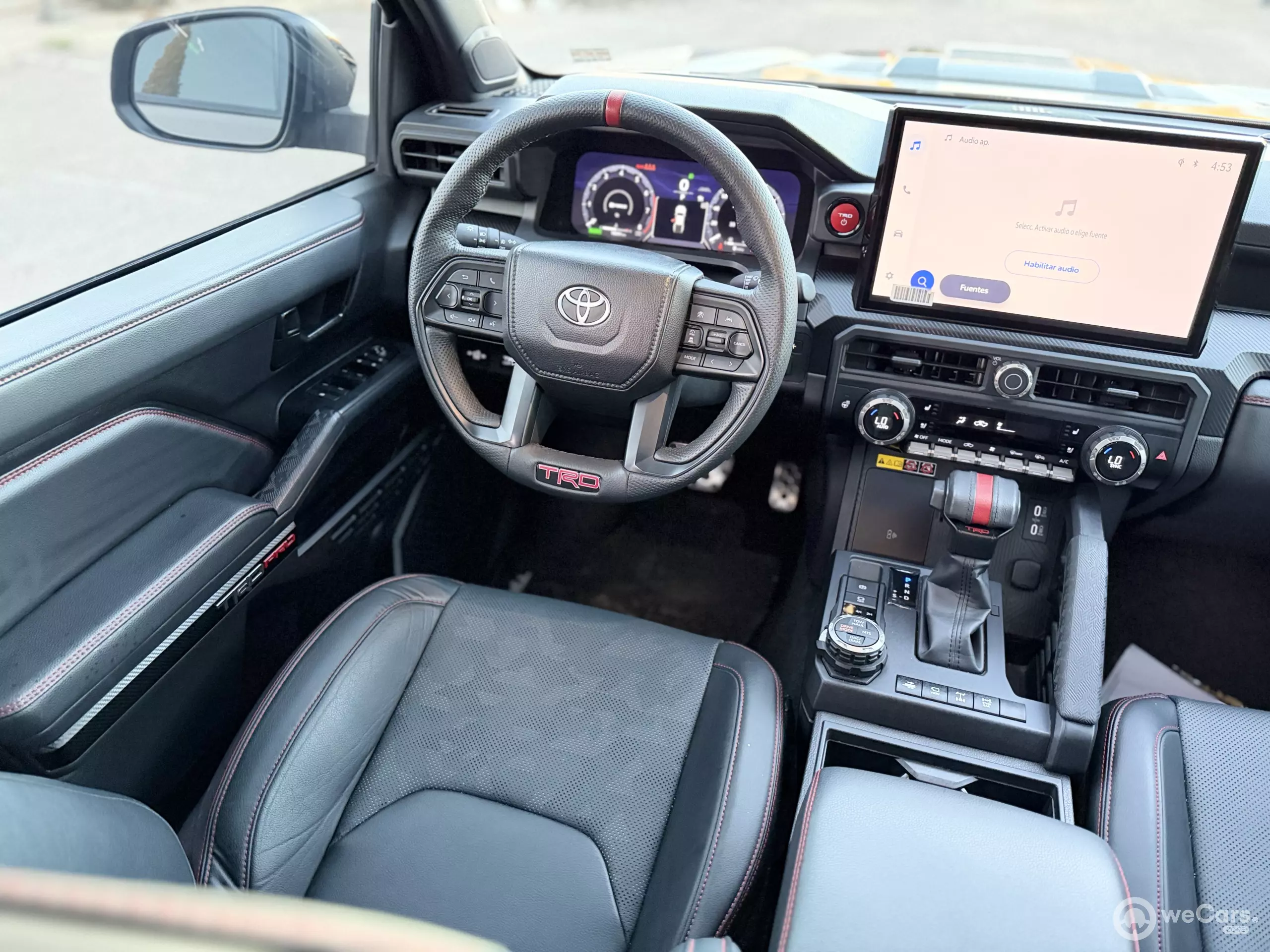 Toyota Tacoma Pick-Up