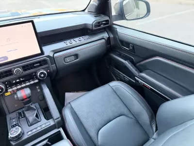 Toyota Tacoma Pick-Up 2025