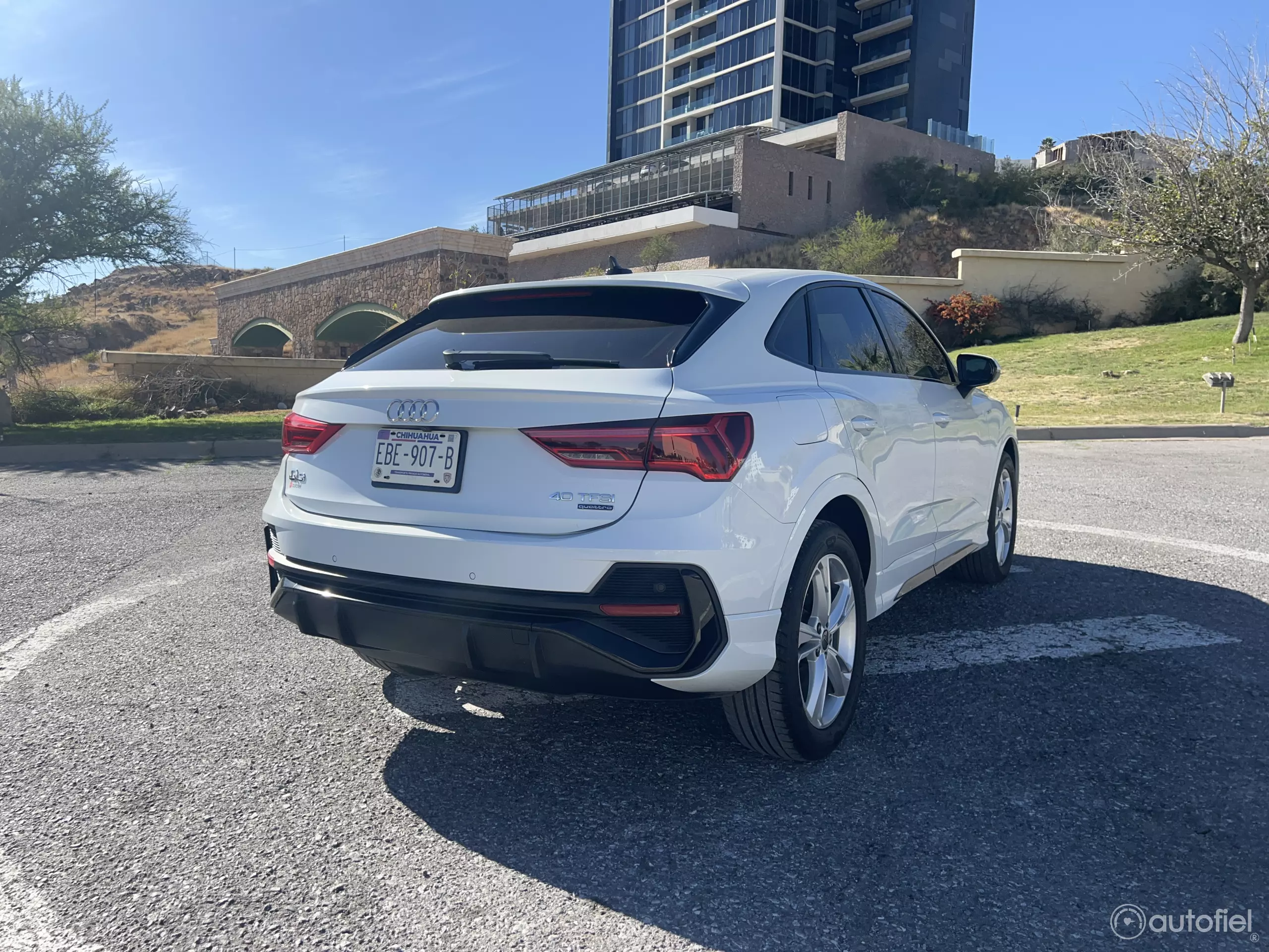Audi Q3 VUD