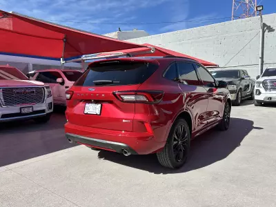 Ford Escape VUD 2024