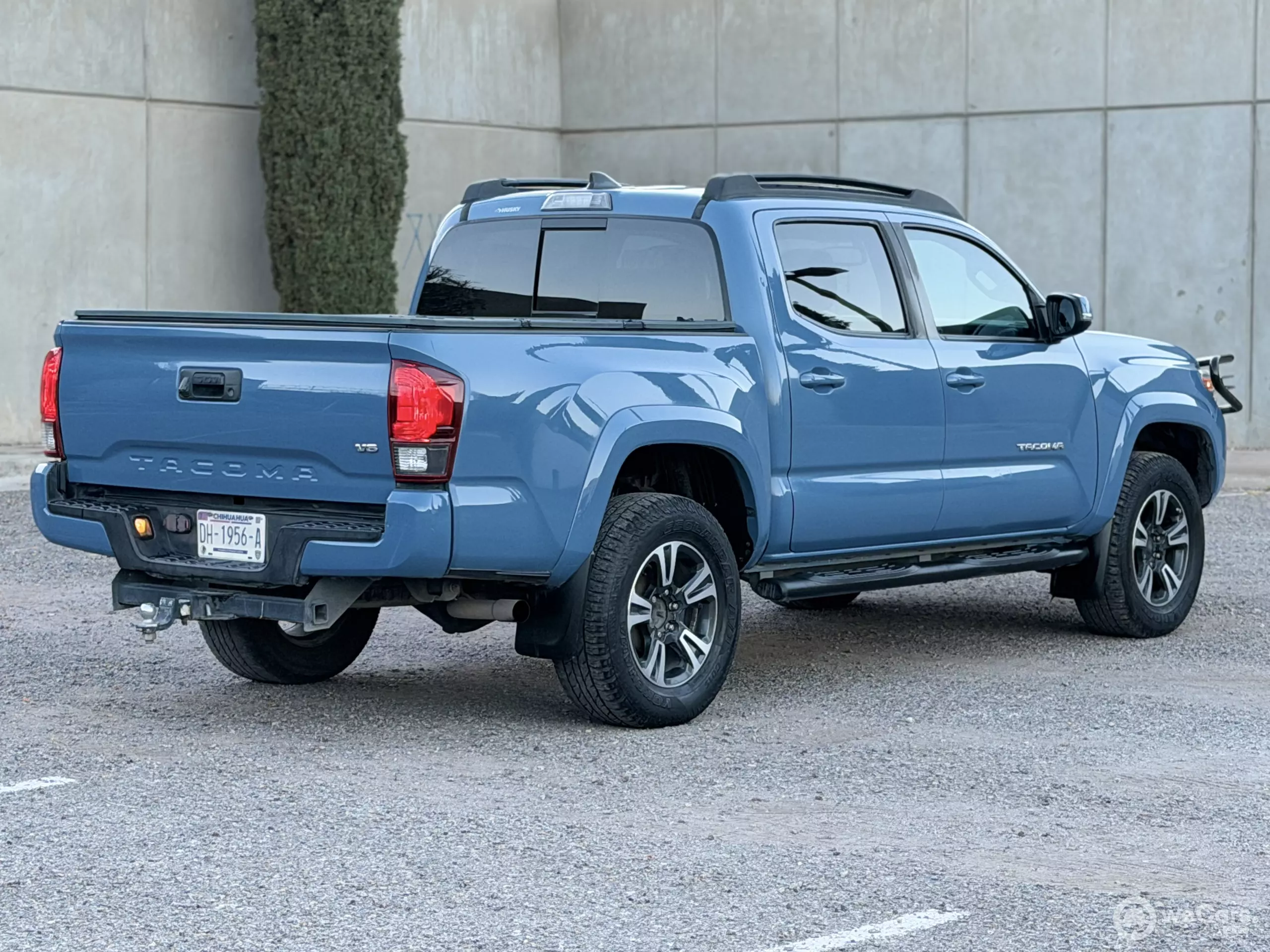 Toyota Tacoma Pick-Up