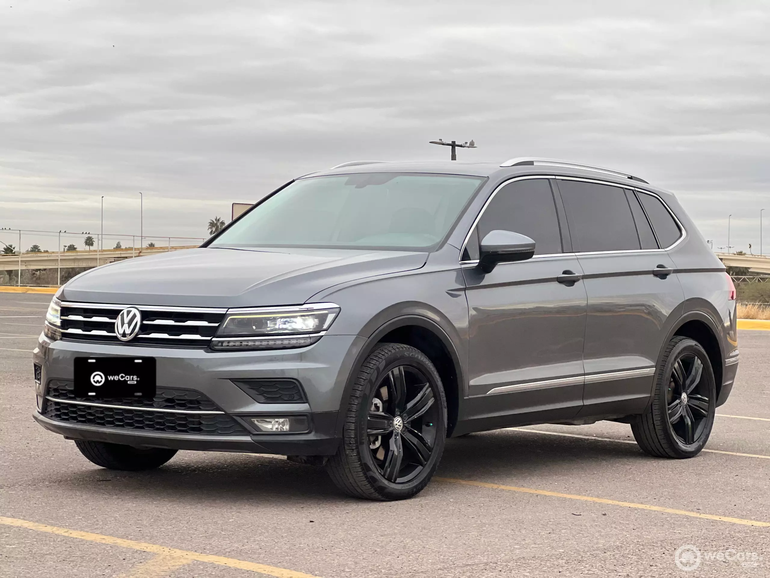 Volkswagen Tiguan VUD
