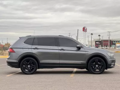 Volkswagen Tiguan VUD 2020
