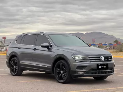 Volkswagen Tiguan VUD 2020