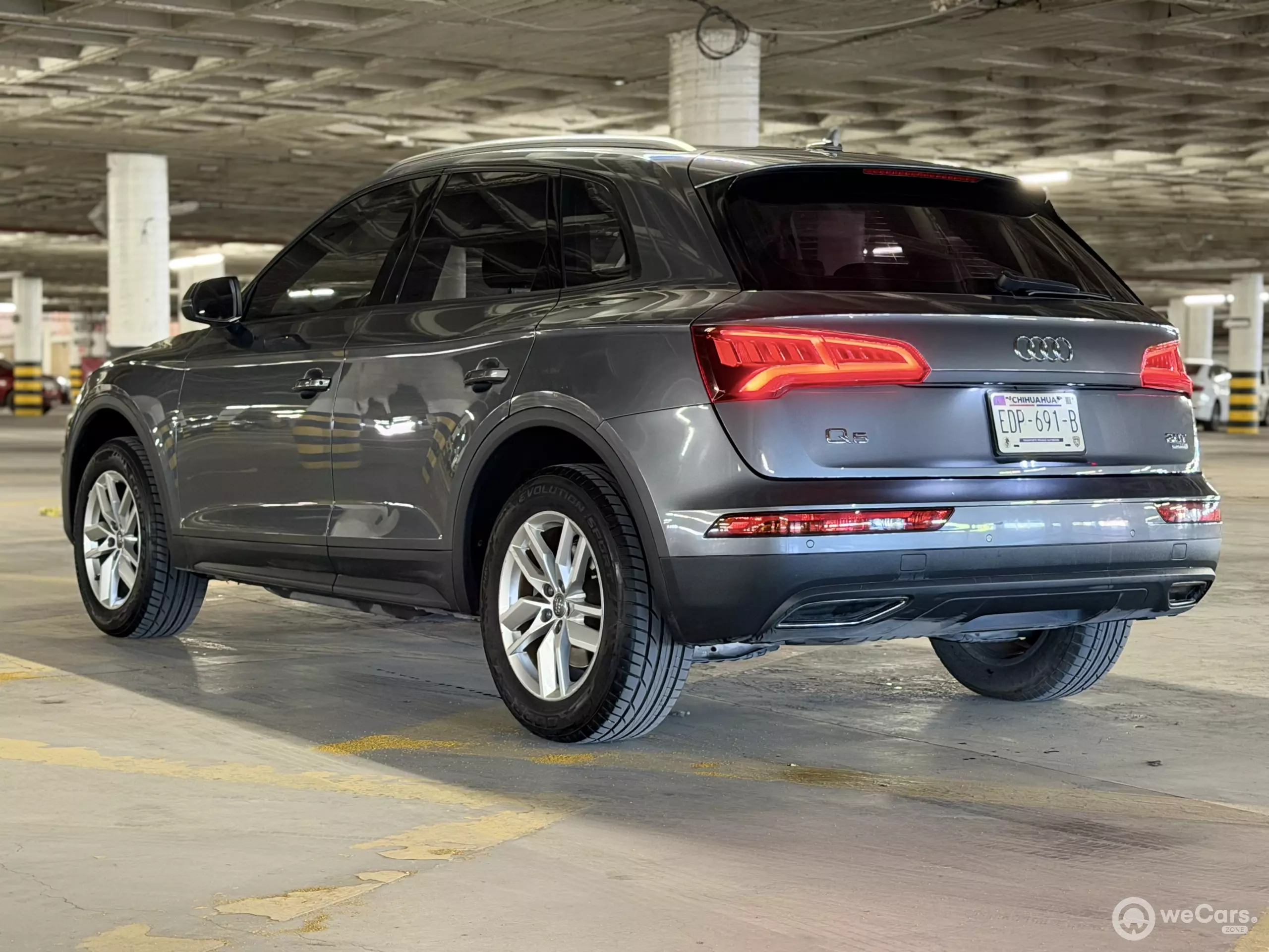 Audi Q5 Quattro VUD