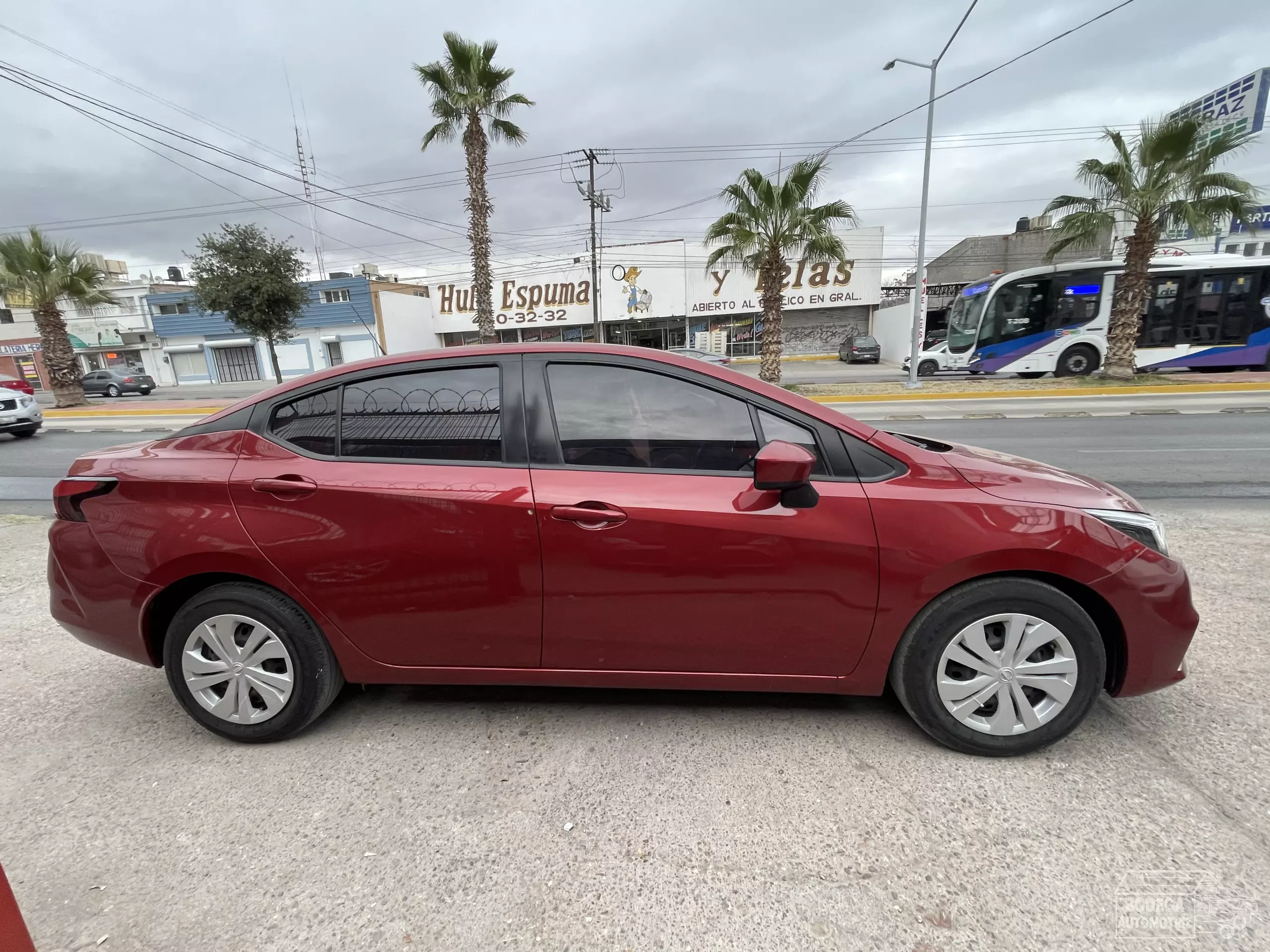 Nissan Versa