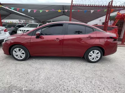 Nissan Versa 2021