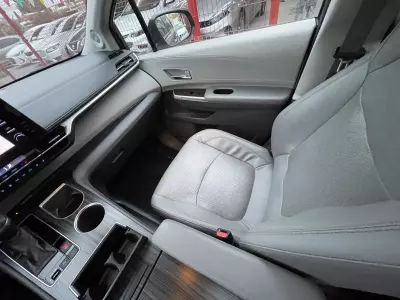 Toyota Sienna Minivan 2022