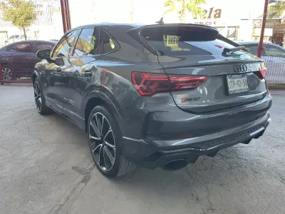 Audi Q3 VUD 2023