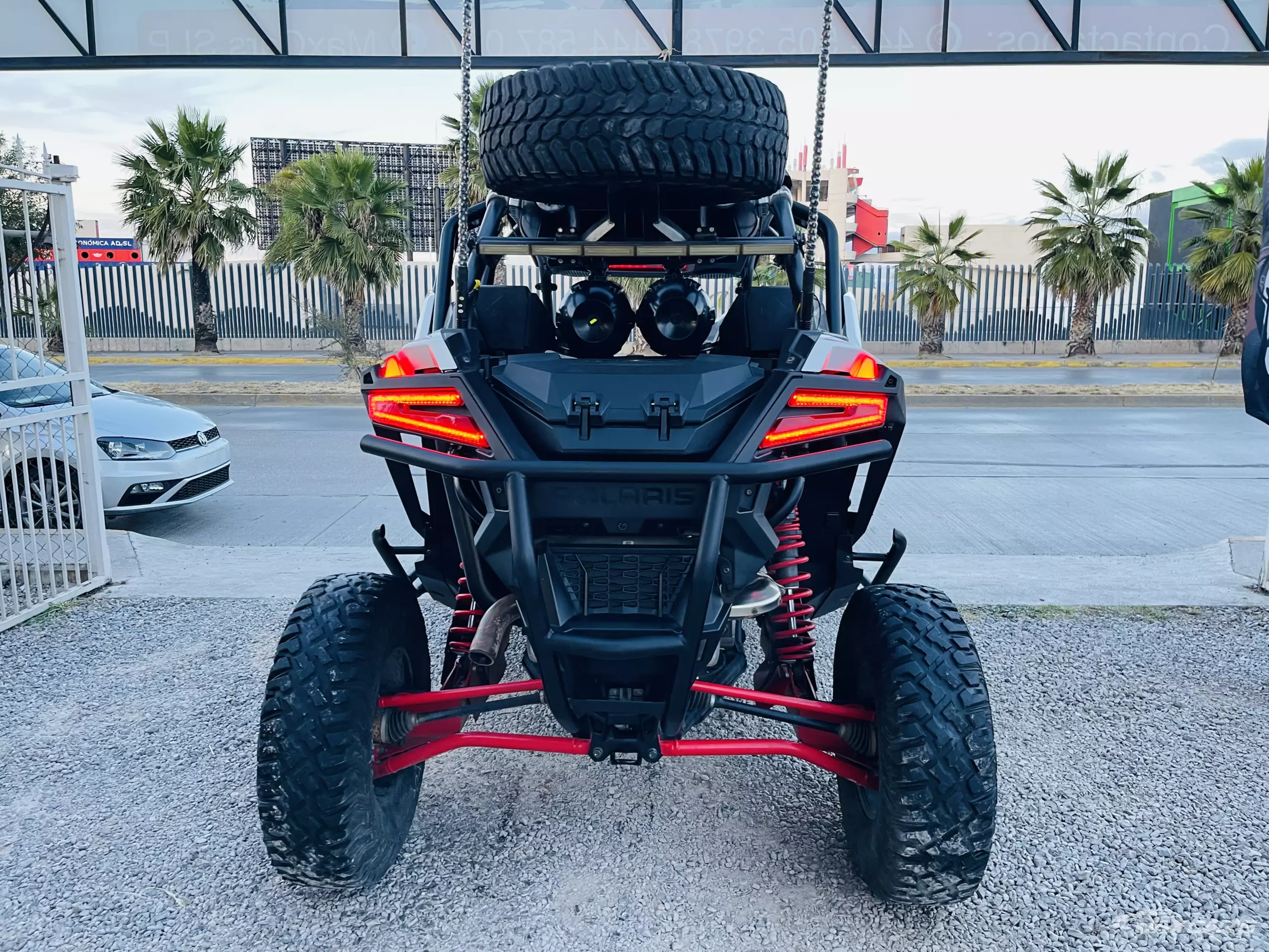 POLARIS RZR 