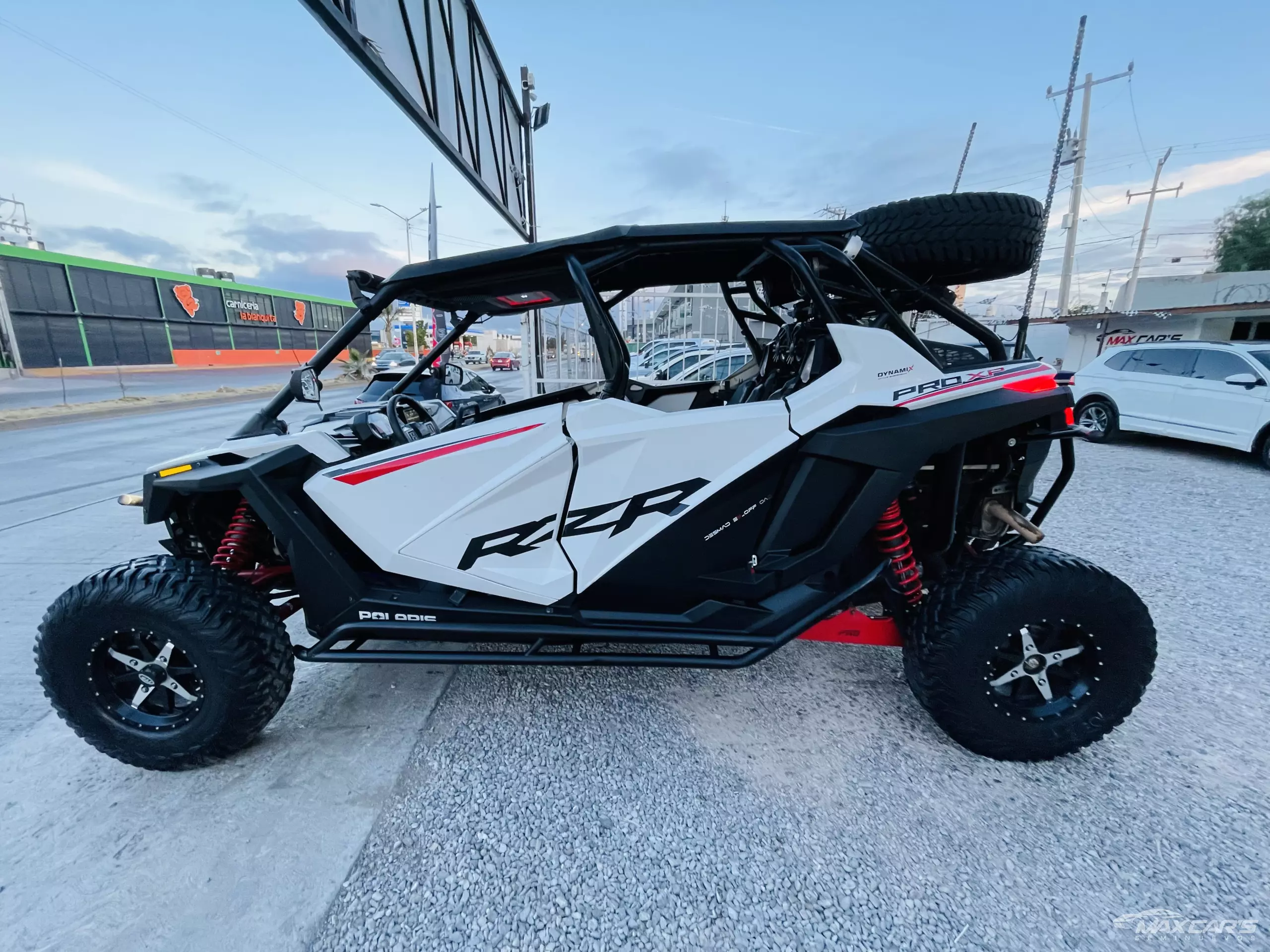 POLARIS RZR 