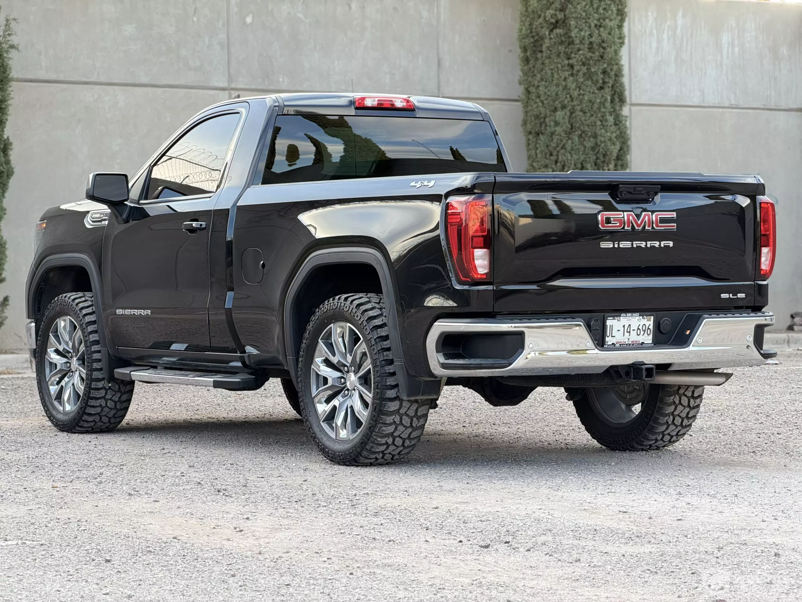 GMC Sierra Pick-Up 4x4