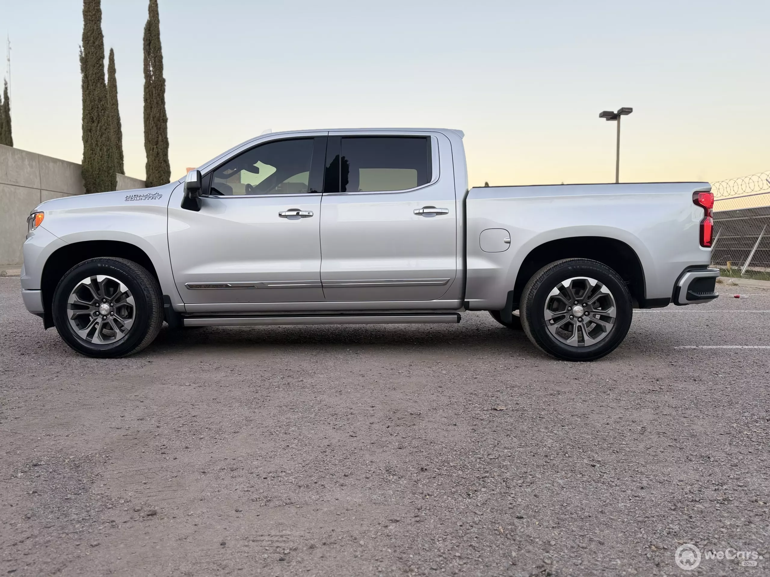Chevrolet Cheyenne Pick-Up