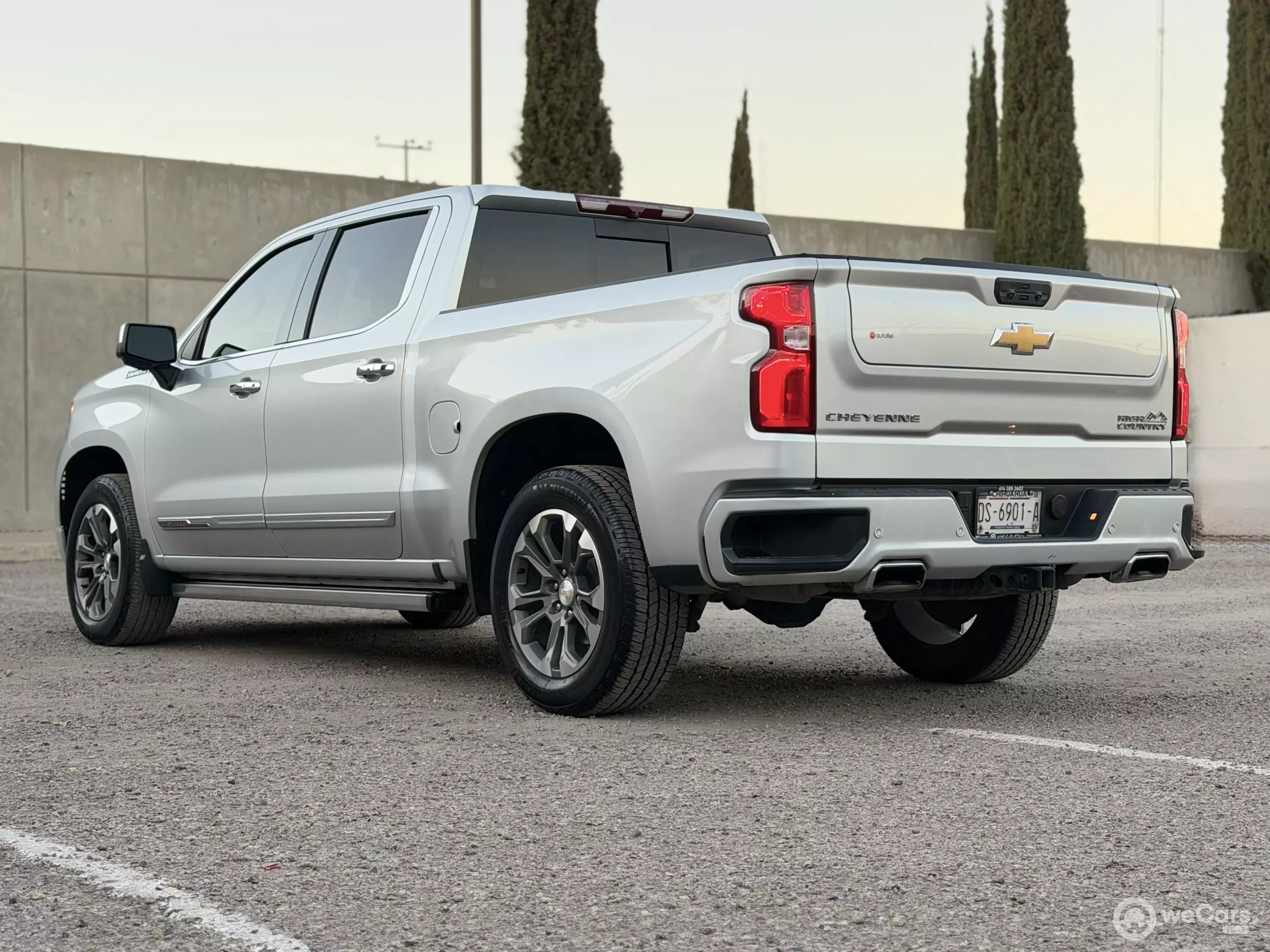 Chevrolet Cheyenne Pick-Up