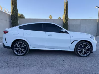 BMW X6 VUD 2023