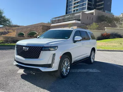 Cadillac Escalade VUD 2023