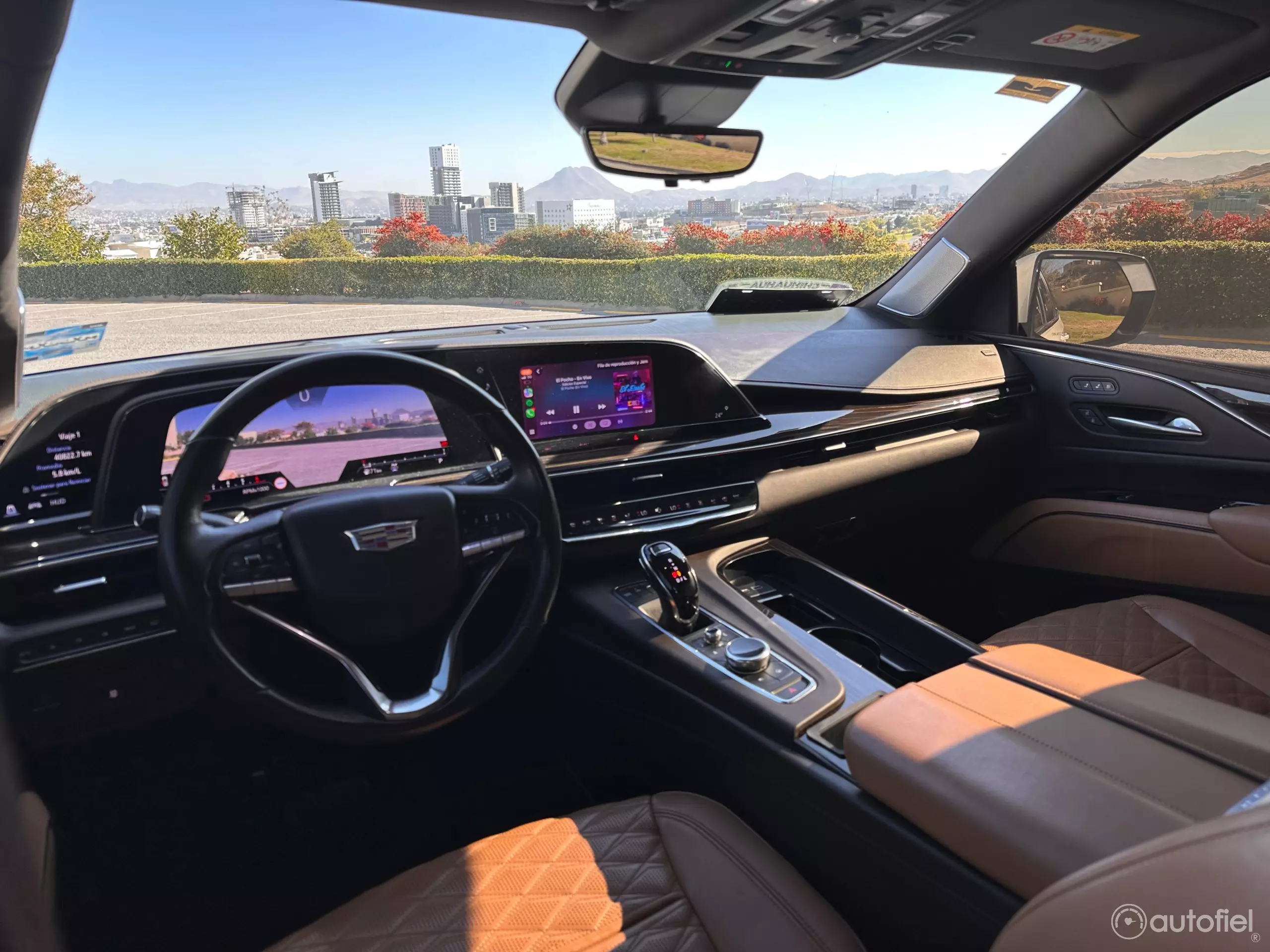 Cadillac Escalade VUD