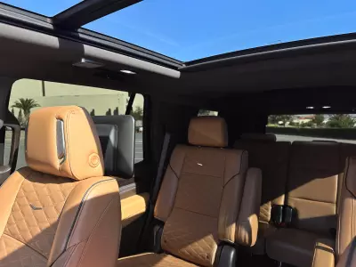 Cadillac Escalade VUD 2023