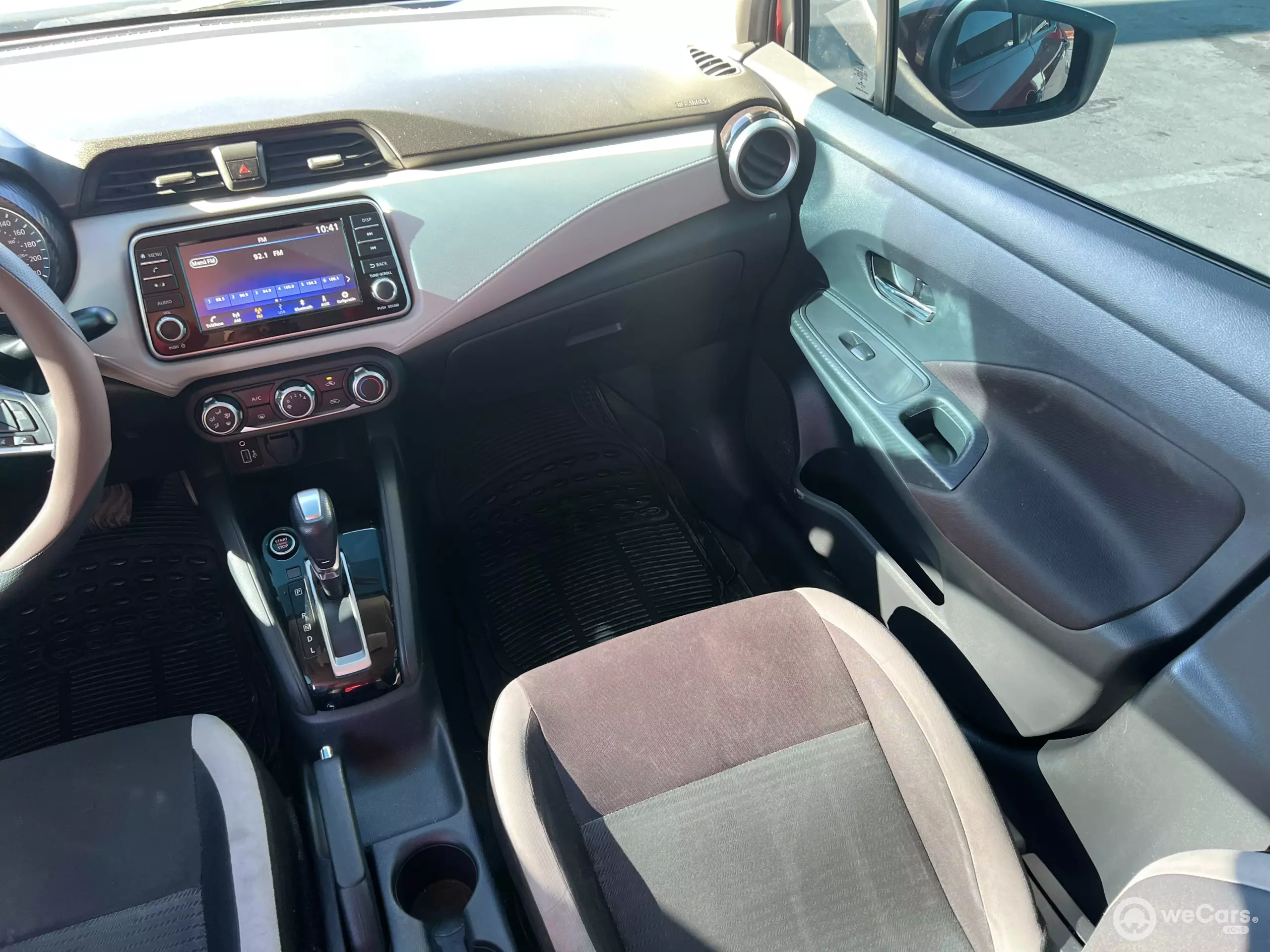 Nissan Versa